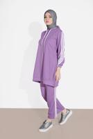Tesettür giyim MOR ŞERİT DETAYLI İKİLİ PANTOLON TAKIM 4916