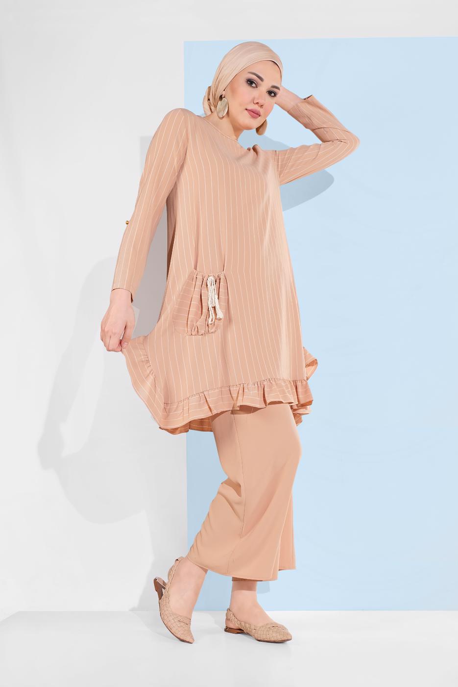 Tesettür giyim BEJ ASİMETRİK KESİM ÇİZGİLİ PANTOLONLU TAKIM 5335 
