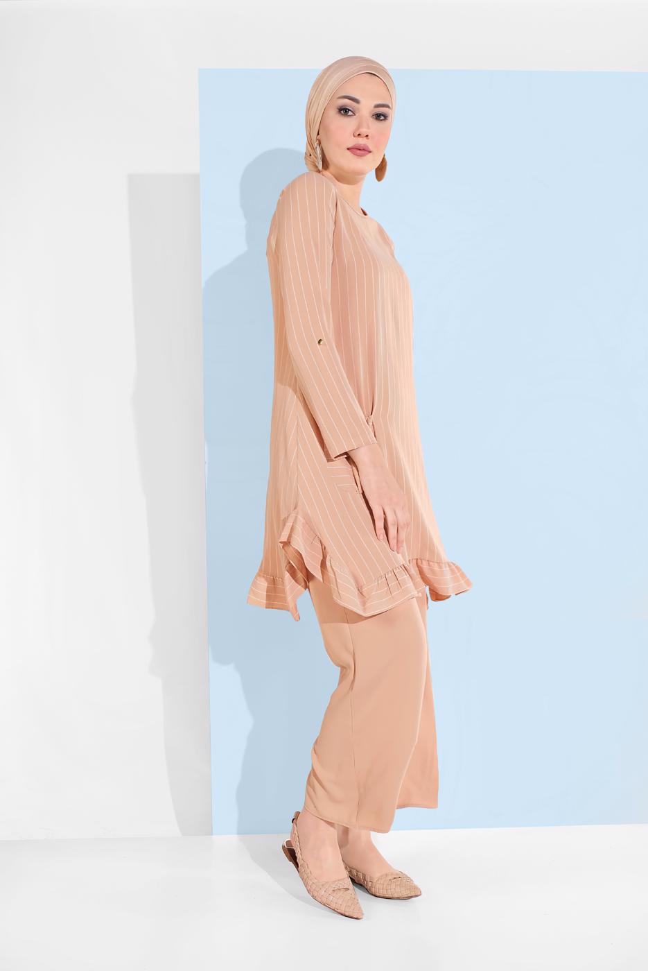 Tesettür giyim BEJ ASİMETRİK KESİM ÇİZGİLİ PANTOLONLU TAKIM 5335 