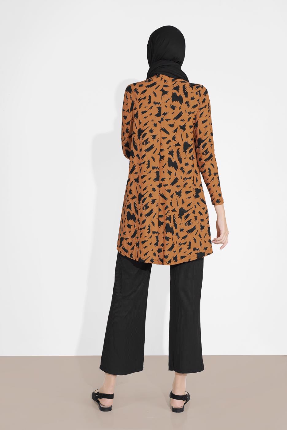 Tesettür giyim TABA DESENLİ FİTİLLİ PANTOLONLU TAKIM 5716 