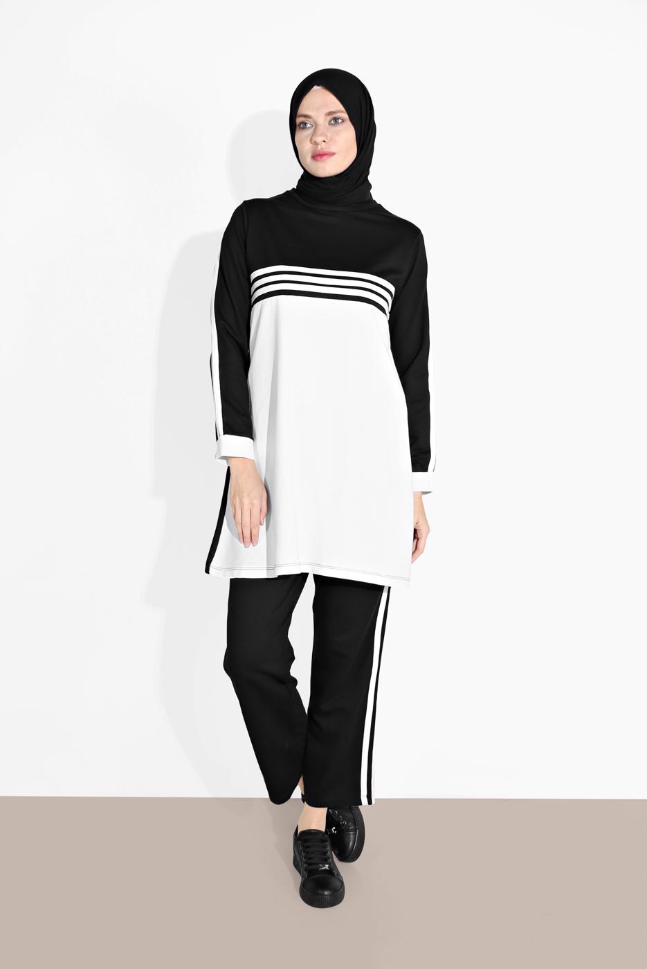 Tesettür giyim SİYAH ÇİZGİLİ BİSİKLET YAKA EŞOFMAN TAKIM 5916