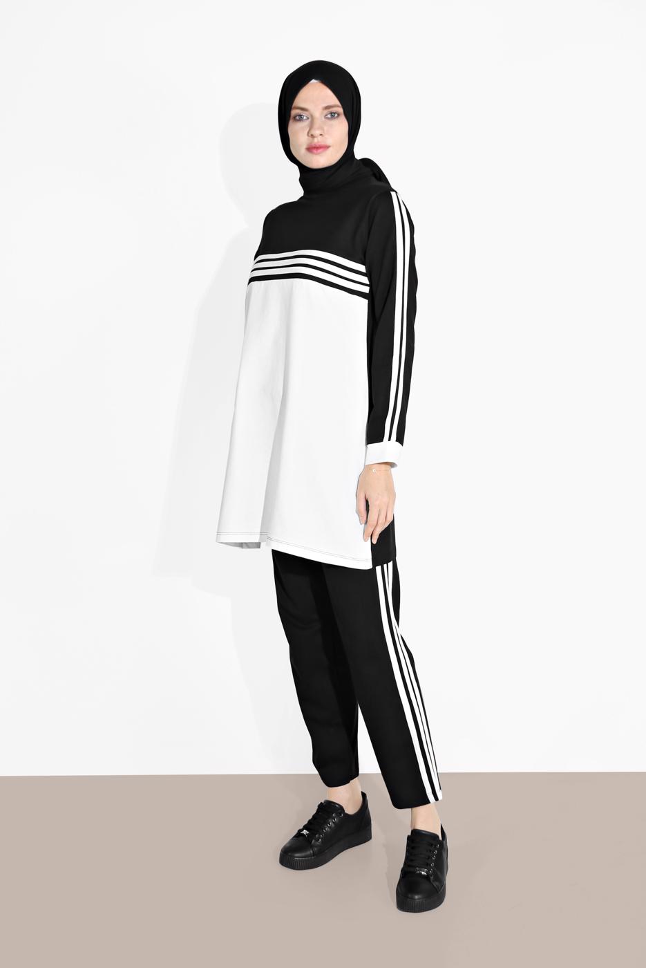 Tesettür giyim SİYAH ÇİZGİLİ BİSİKLET YAKA EŞOFMAN TAKIM 5916