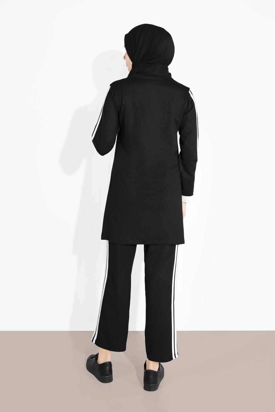 Tesettür giyim SİYAH ÇİZGİLİ BİSİKLET YAKA EŞOFMAN TAKIM 5916