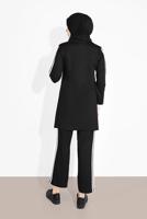 Tesettür giyim SİYAH ÇİZGİLİ BİSİKLET YAKA EŞOFMAN TAKIM 5916