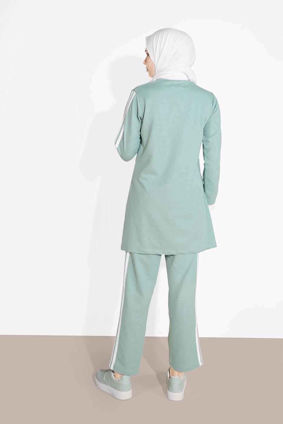 Tesettür giyim YEŞİL ÇİZGİLİ BİSİKLET YAKA EŞOFMAN TAKIM 5916