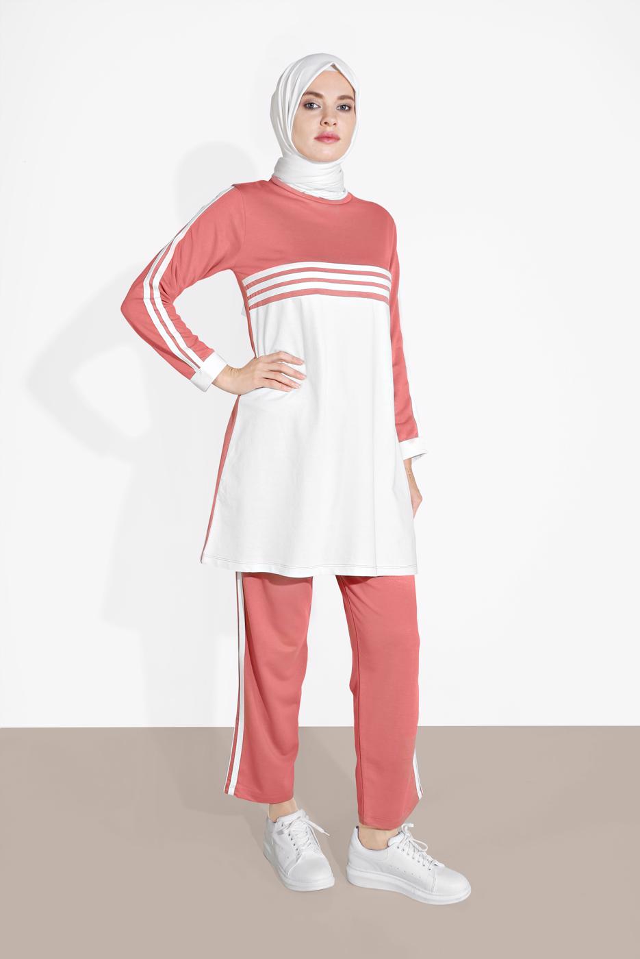 Tesettür giyim PEMBE ÇİZGİLİ BİSİKLET YAKA EŞOFMAN TAKIM 5916