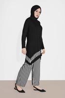 Tesettür giyim SİYAH ÇİZGİLİ ASİMETRİK KESİM PANTOLONLU TAKIM  7416 
