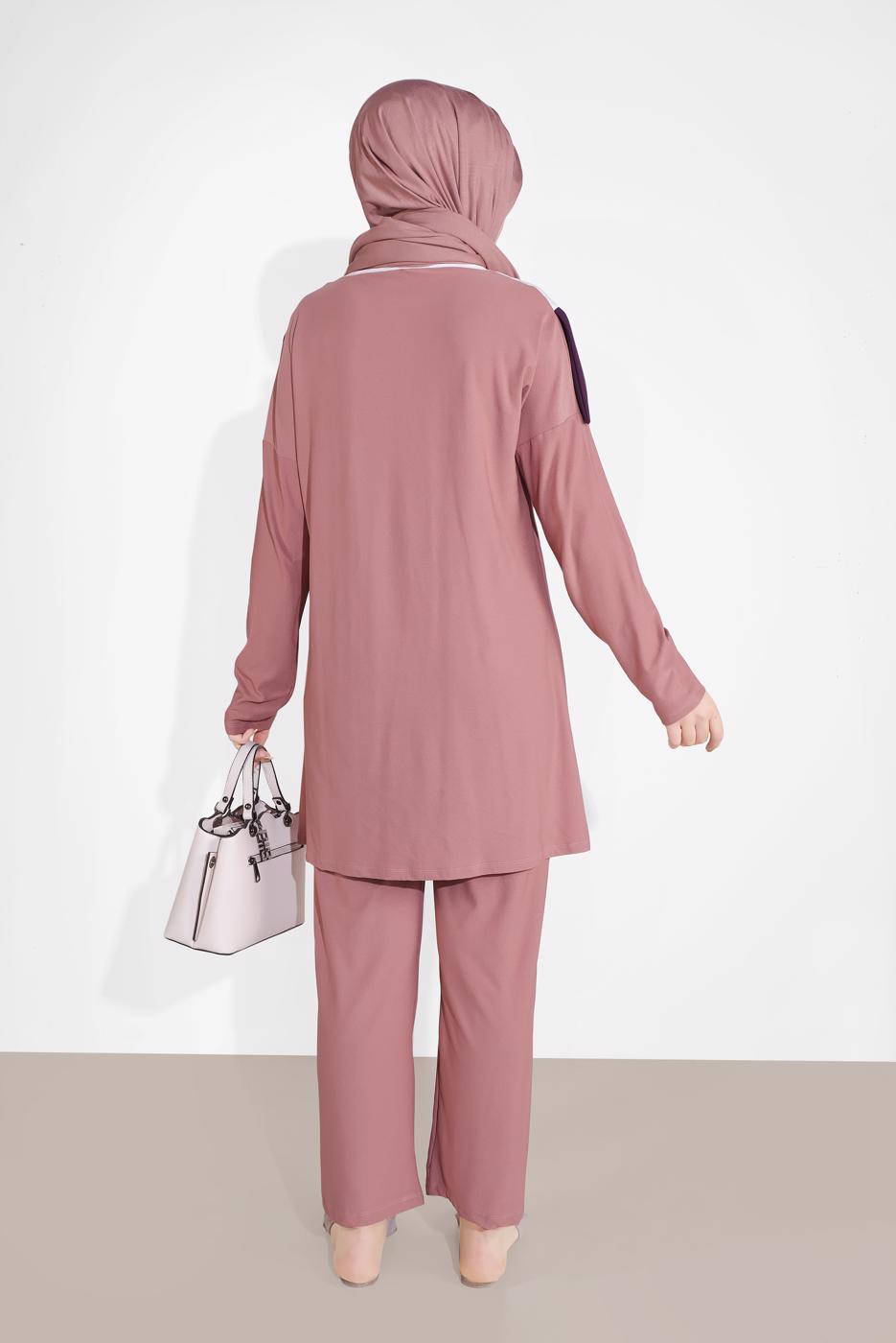 Tesettür giyim PEMBE ÜÇ RENKLİ FIRFIR DETAYLI İKİLİ PANTOLONLU TAKIM 7716