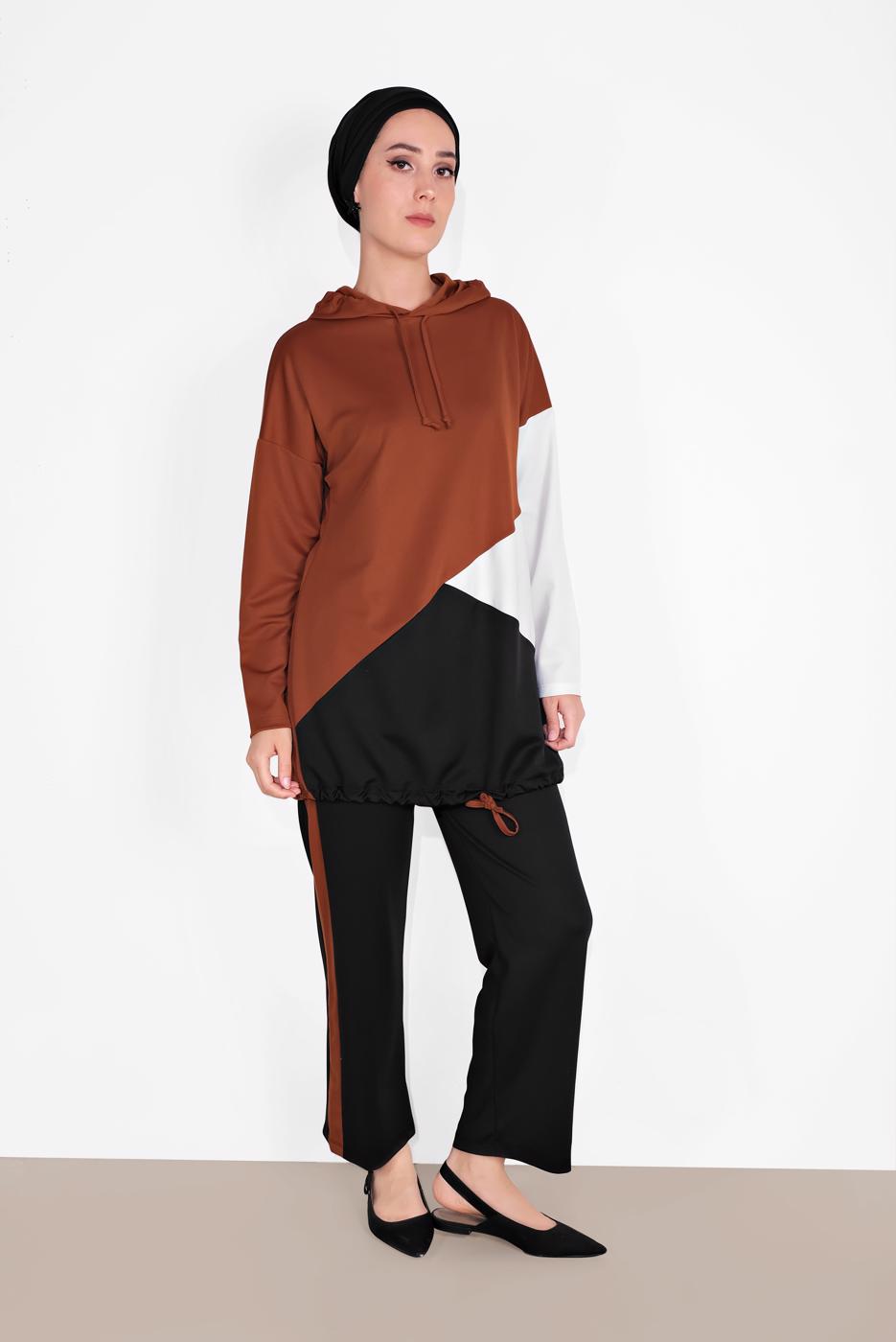 Tesettür giyim TABA KAPÜŞONLU BÜZGÜLÜ SPOR PANTOLONLU TAKIM  9416 