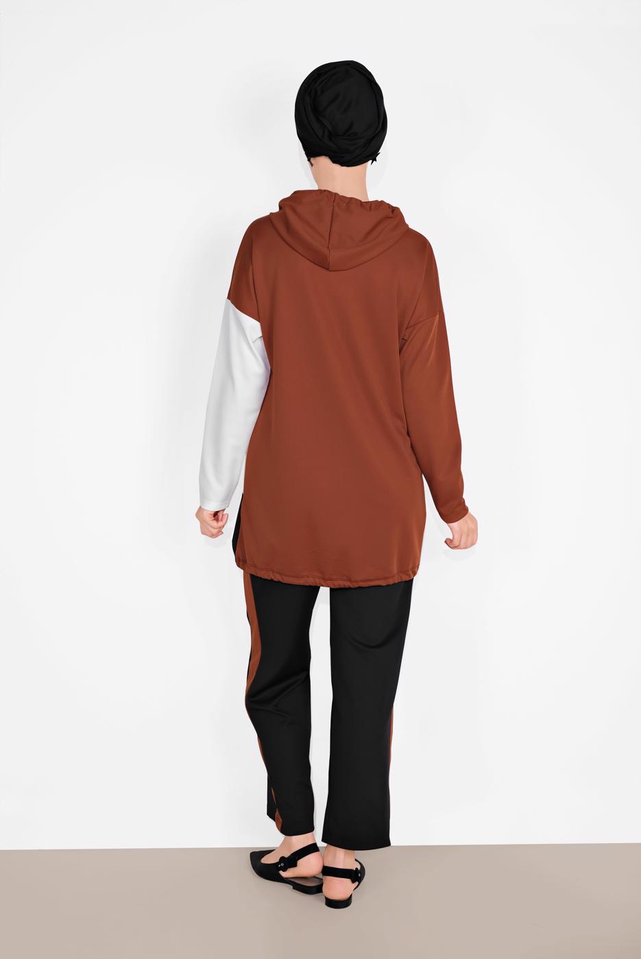 Tesettür giyim TABA KAPÜŞONLU BÜZGÜLÜ SPOR PANTOLONLU TAKIM  9416 