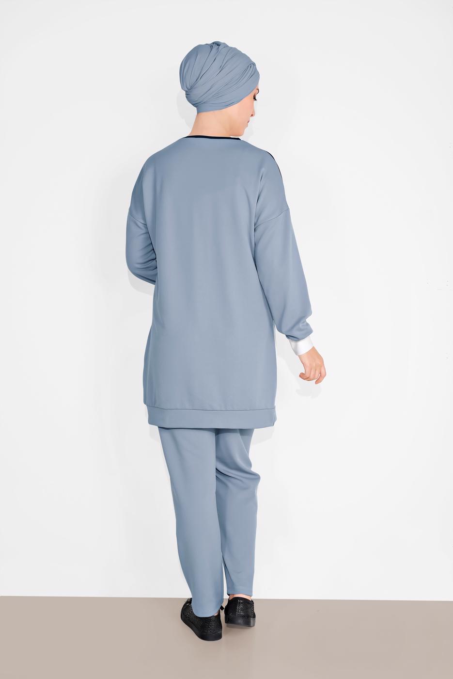 Tesettür giyim GRİ ASİMETRİK DESENLİ SPOR PANTOLONLU TAKIM 9606 