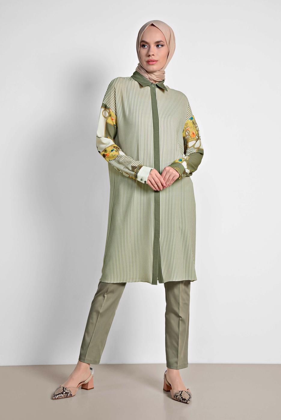 Tesettür giyim HAKİ ALVİNA ÇİZGİLİ DESENLİ TUNİK 4113