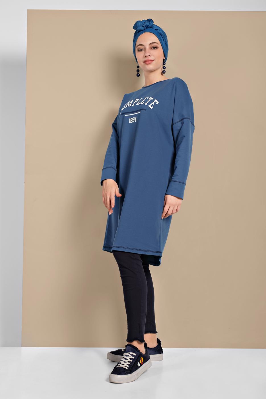 Tesettür giyim MAVİ YAZI DETAYLI PAMUKLU TUNİK 18515