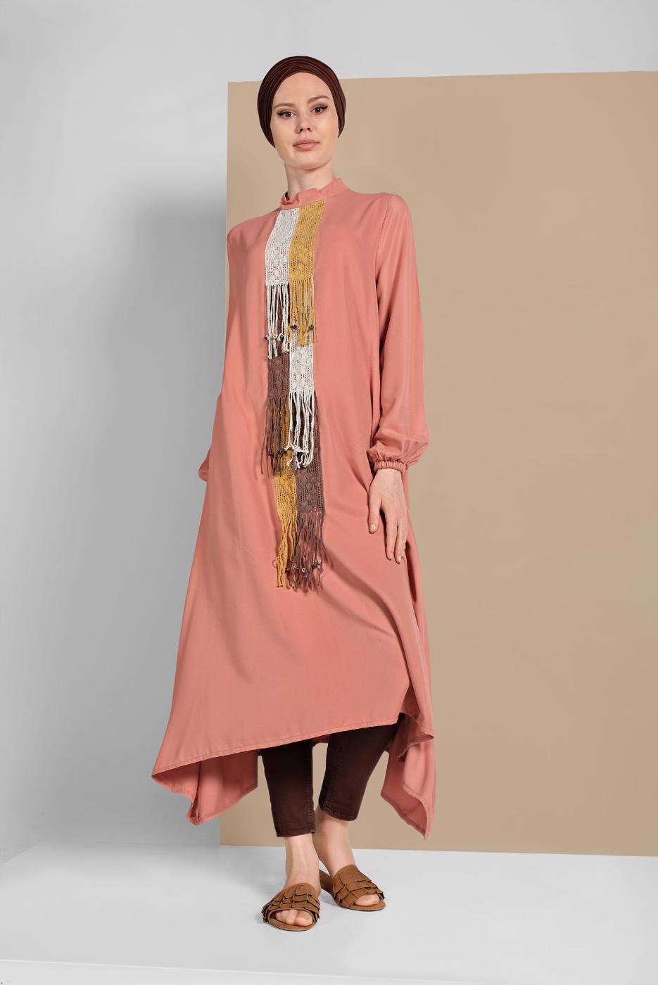 Tesettür giyim PUDRA DANTEL DETAYLI TUNİK 76025