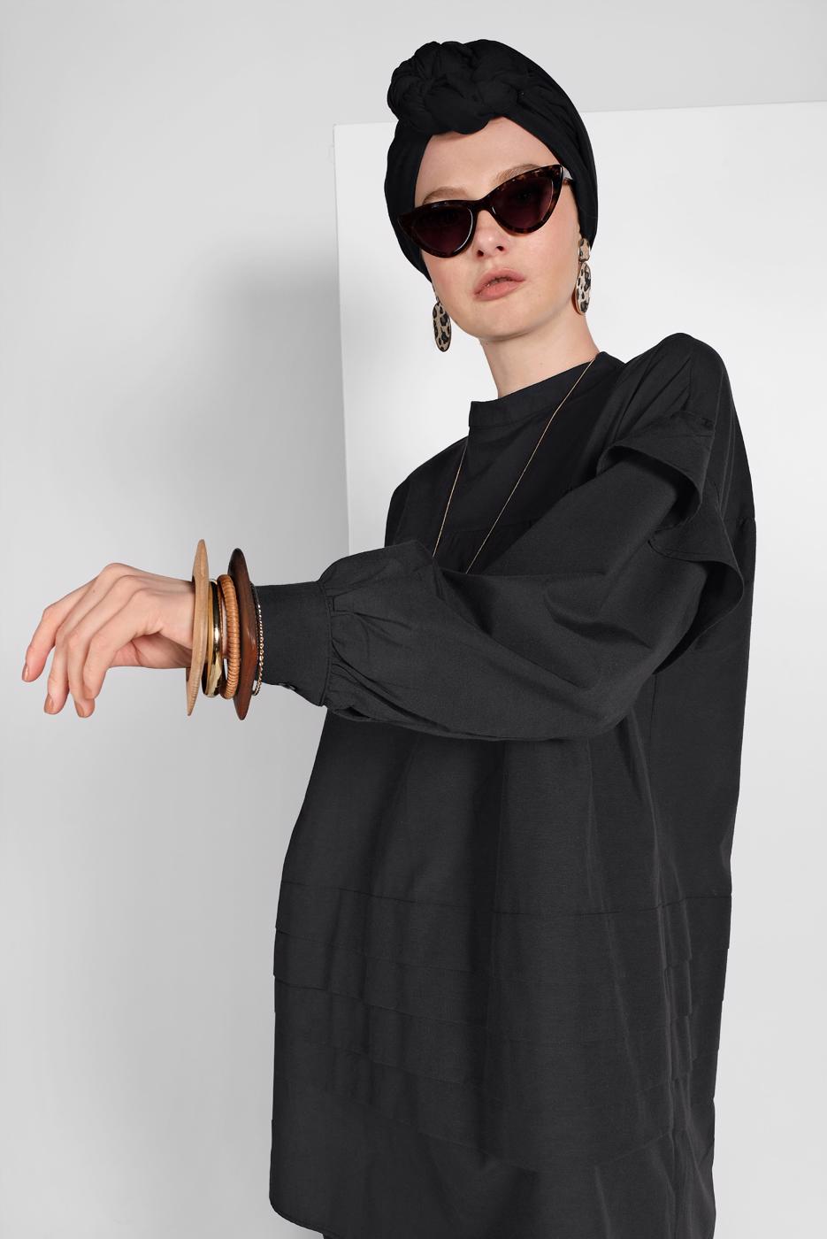 Hijab clothing BLACK SLEEVES-FLOUNCE TUNIC 77202