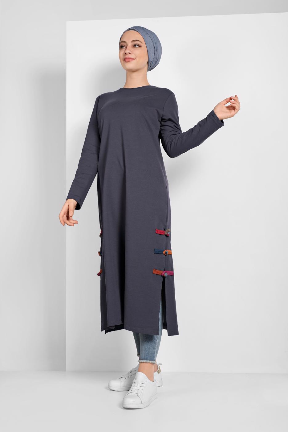 Tesettür giyim GRİ YAN KISIMLARI BİYE DETAYLI TUNİK 95805
