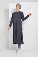 Tesettür giyim GRİ YAN KISIMLARI BİYE DETAYLI TUNİK 95805