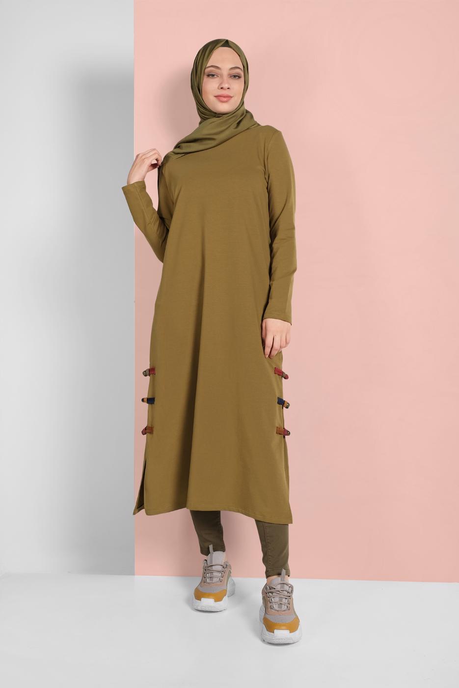Tesettür giyim YEŞİL YAN KISIMLARI BİYE DETAYLI TUNİK 95805