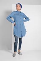 Tesettür giyim MAVİ ETEK UCU PÜSKÜLLÜ TAŞ BASKILI DENİM TUNİK 2025