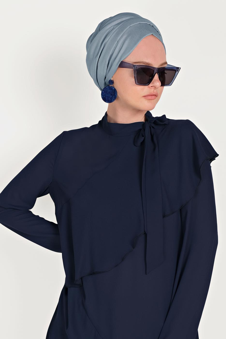 Tesettür giyim LACİVERT ALVİNA BOYUNDAN BAĞLAMALI ASİMETRİK TUNİK 40447 