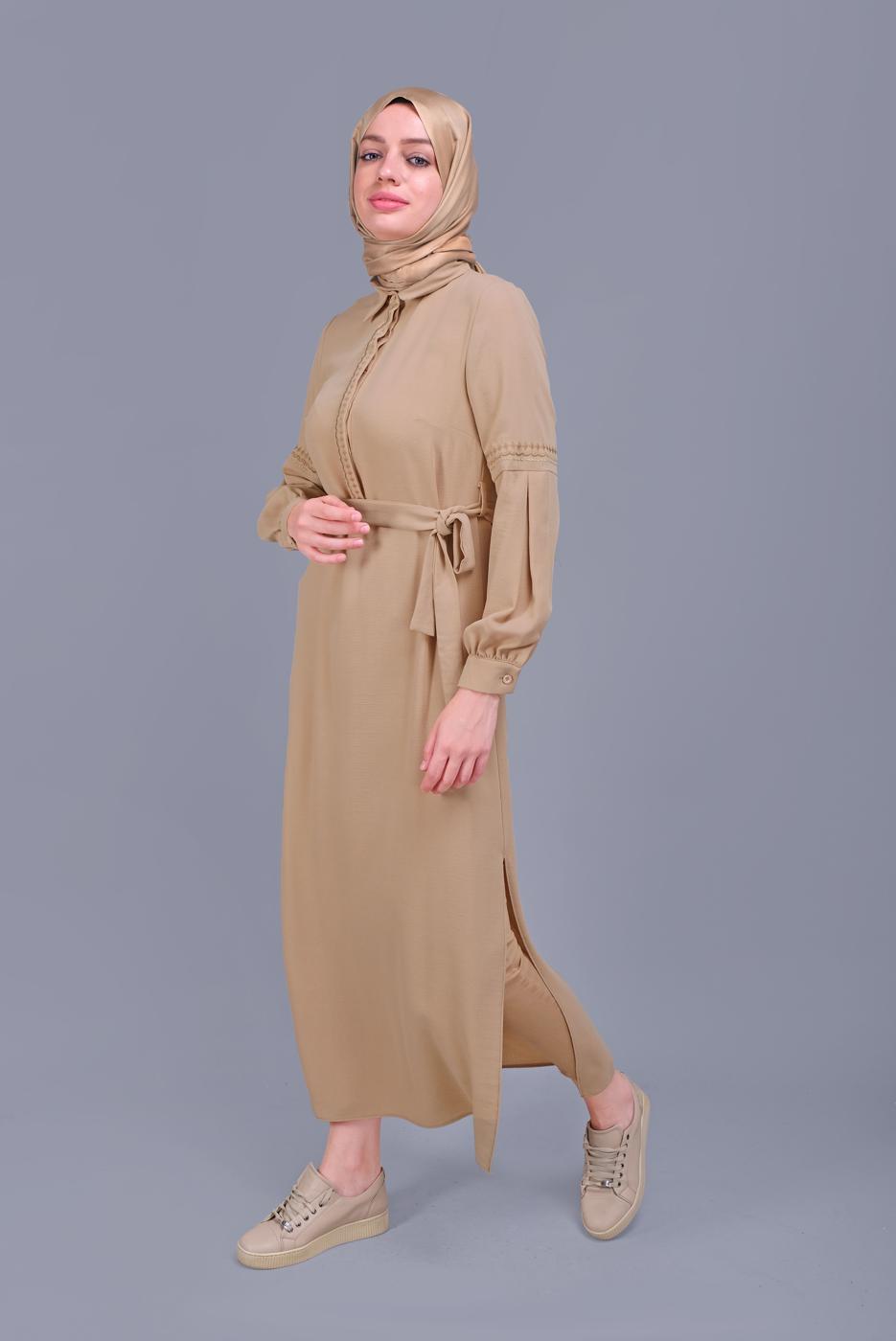 Tesettür giyim BEJ ALVİNA NAKIŞLI KUŞAKLI TUNİK 40739 