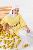 Tesettür giyim SARI CEP DETAYLI SALAŞ TUNİK 4110