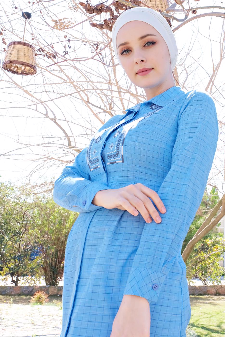 Tesettür giyim MAVİ ALVİNA PAMUKLU NAKIŞ DETAYLI TUNİK 4150