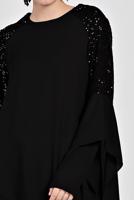 Tesettür giyim SİYAH ALVİNA OMUZ KISMI PUL İŞLEMELİ ŞİFON TUNİK 4254