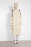 Tesettür giyim BEJ ALVİNA OMUZ KISMI PUL İŞLEMELİ ŞİFON TUNİK 4254