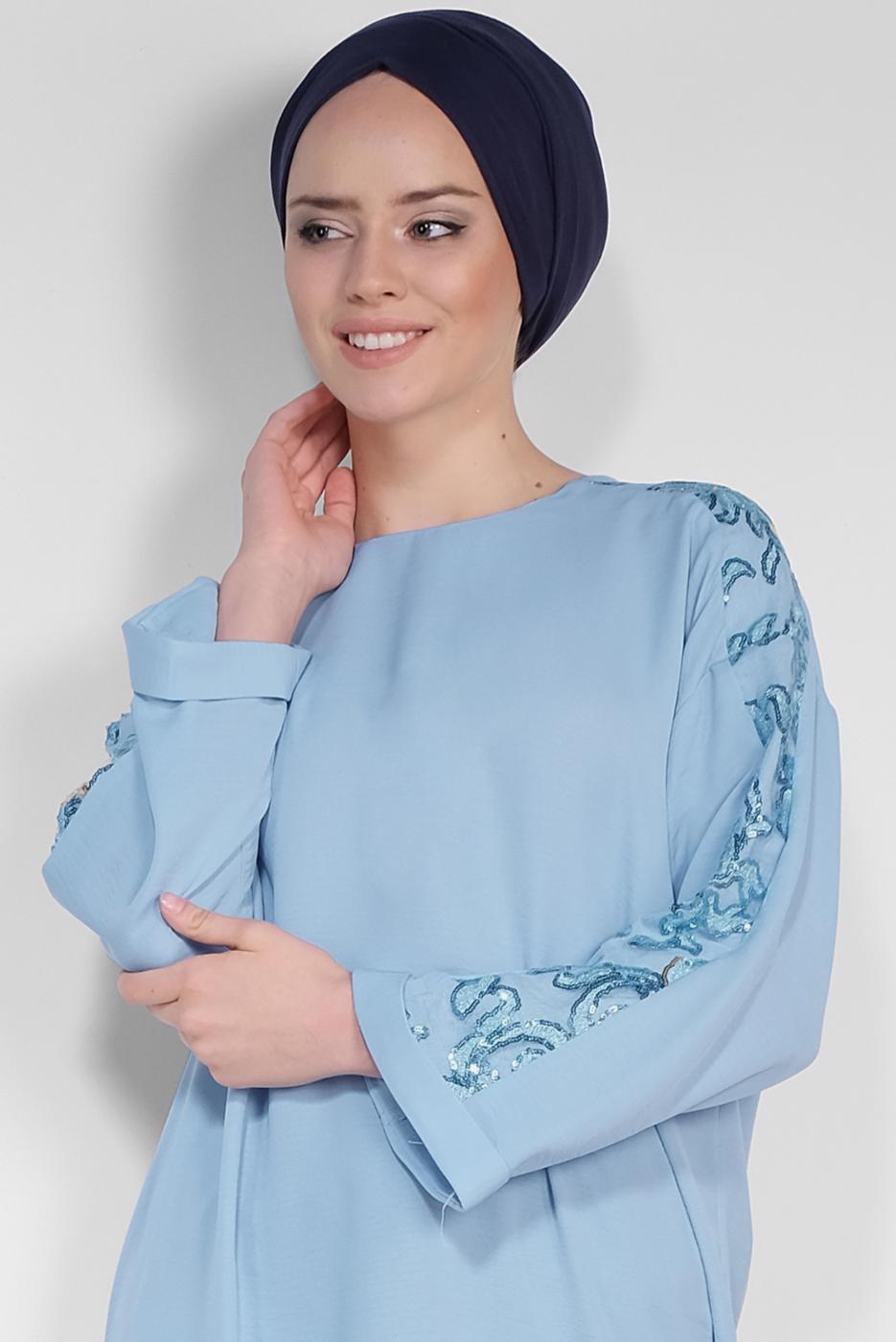 Tesettür giyim MAVİ ALVİNA KOL KISMI PULLU TUNİK 4432
