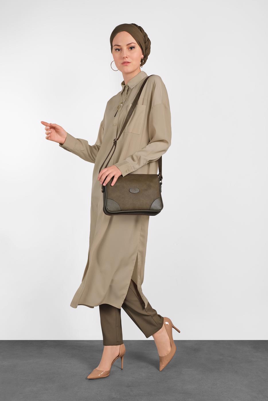 Tesettür giyim BEJ ALVİNA DÜĞMELİ KLASİK UZUN TUNİK 4435