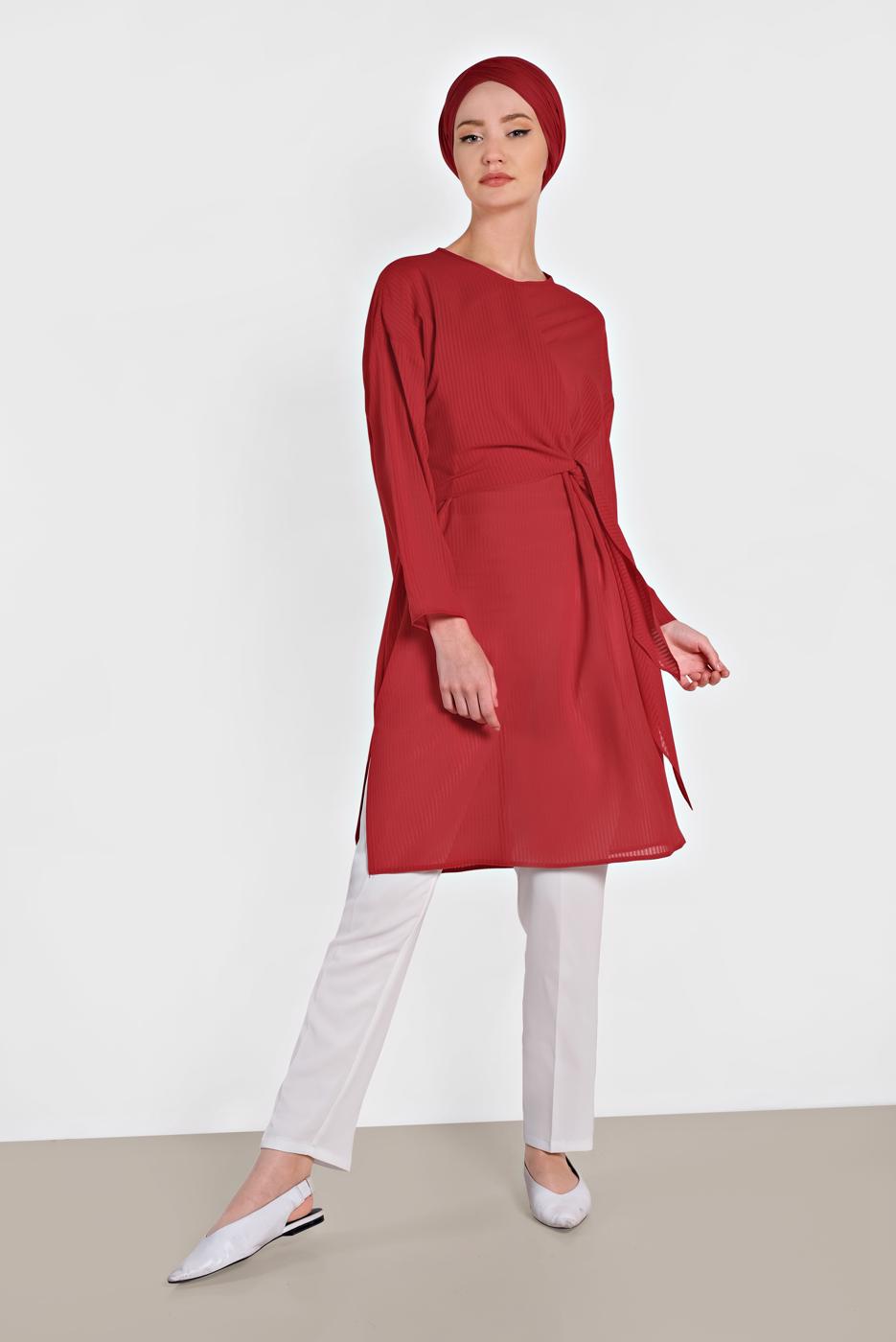 Tesettür giyim KIRMIZI ALVİNA BAĞLAMA DETAYLI TUNİK 4436