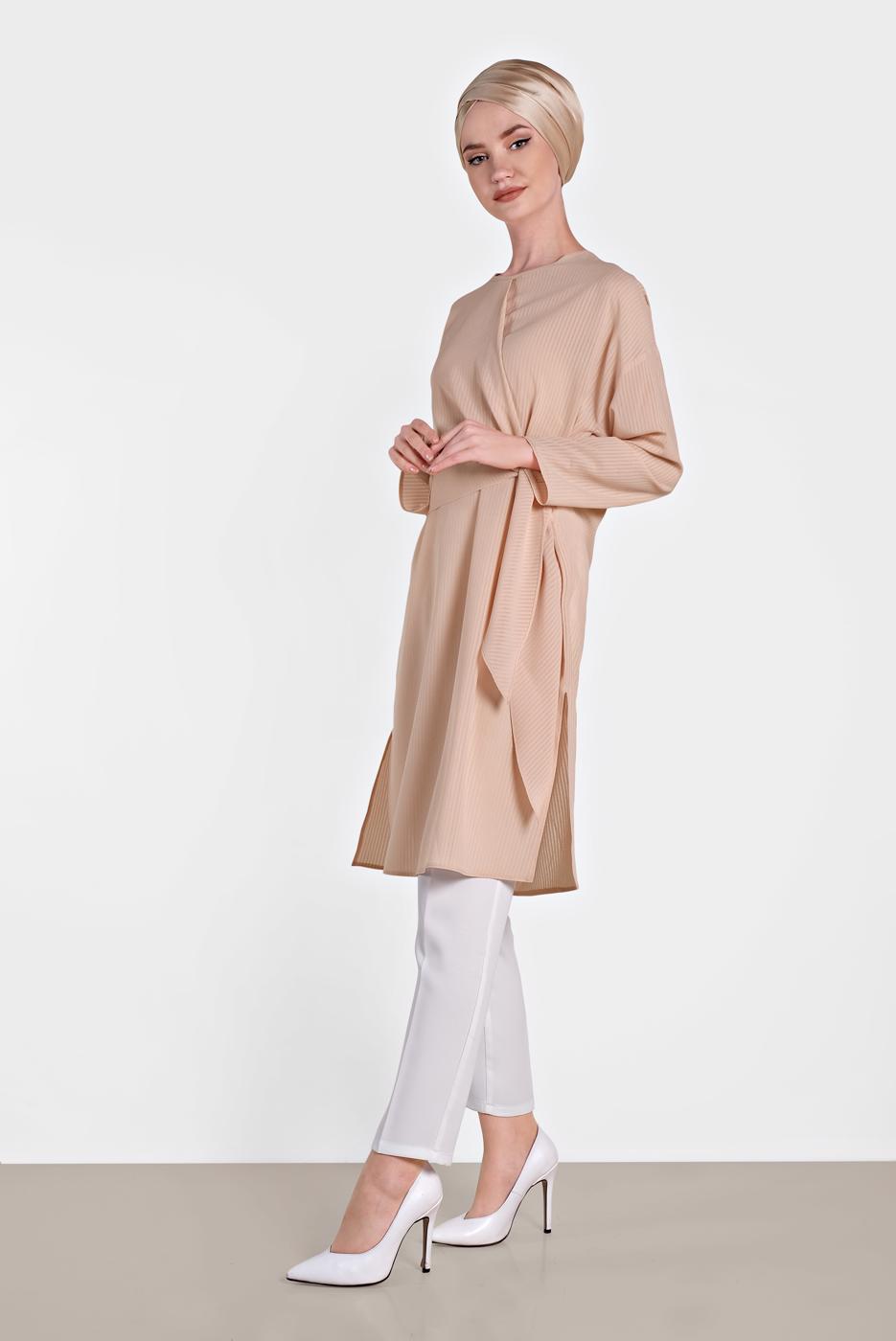 Tesettür giyim PUDRA ALVİNA BAĞLAMA DETAYLI TUNİK 4436