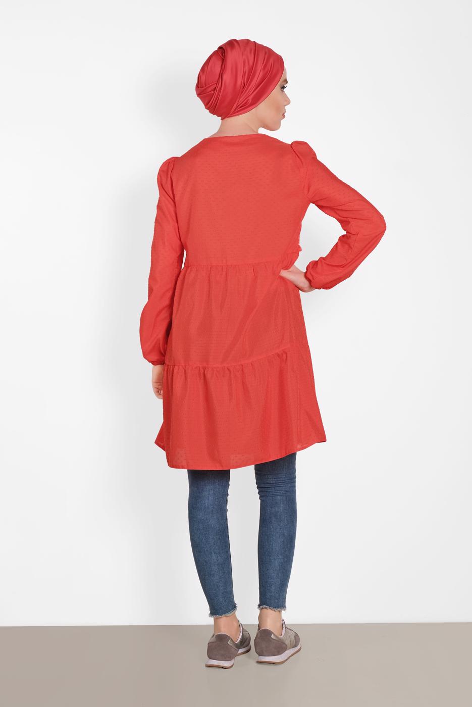 Tesettür giyim KIRMIZI ALVİNA PÜSKÜL DETAYLI TUNİK 4470