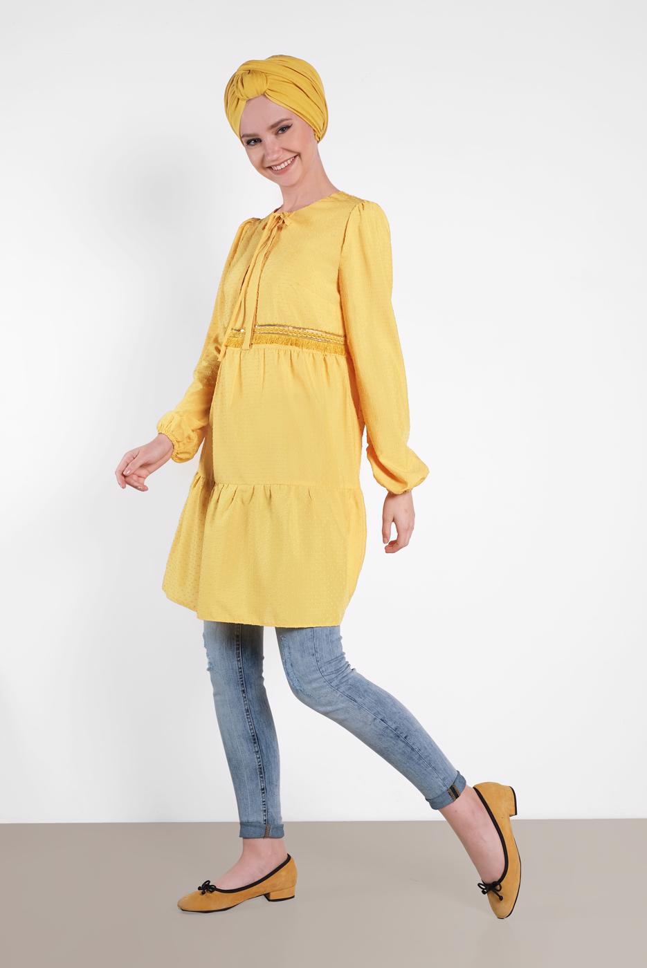 Tesettür giyim SARI ALVİNA PÜSKÜL DETAYLI TUNİK 4470