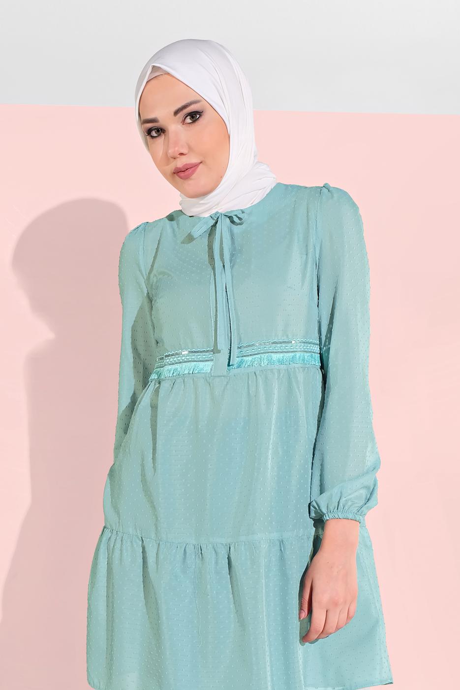 Tesettür giyim MAVİ ALVİNA PÜSKÜL DETAYLI TUNİK 4470