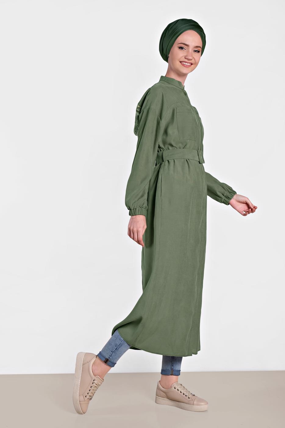 Tesettür giyim HAKİ ALVİNA KOLU LASTİK DETAYLI KEMERLİ TUNİK 4473