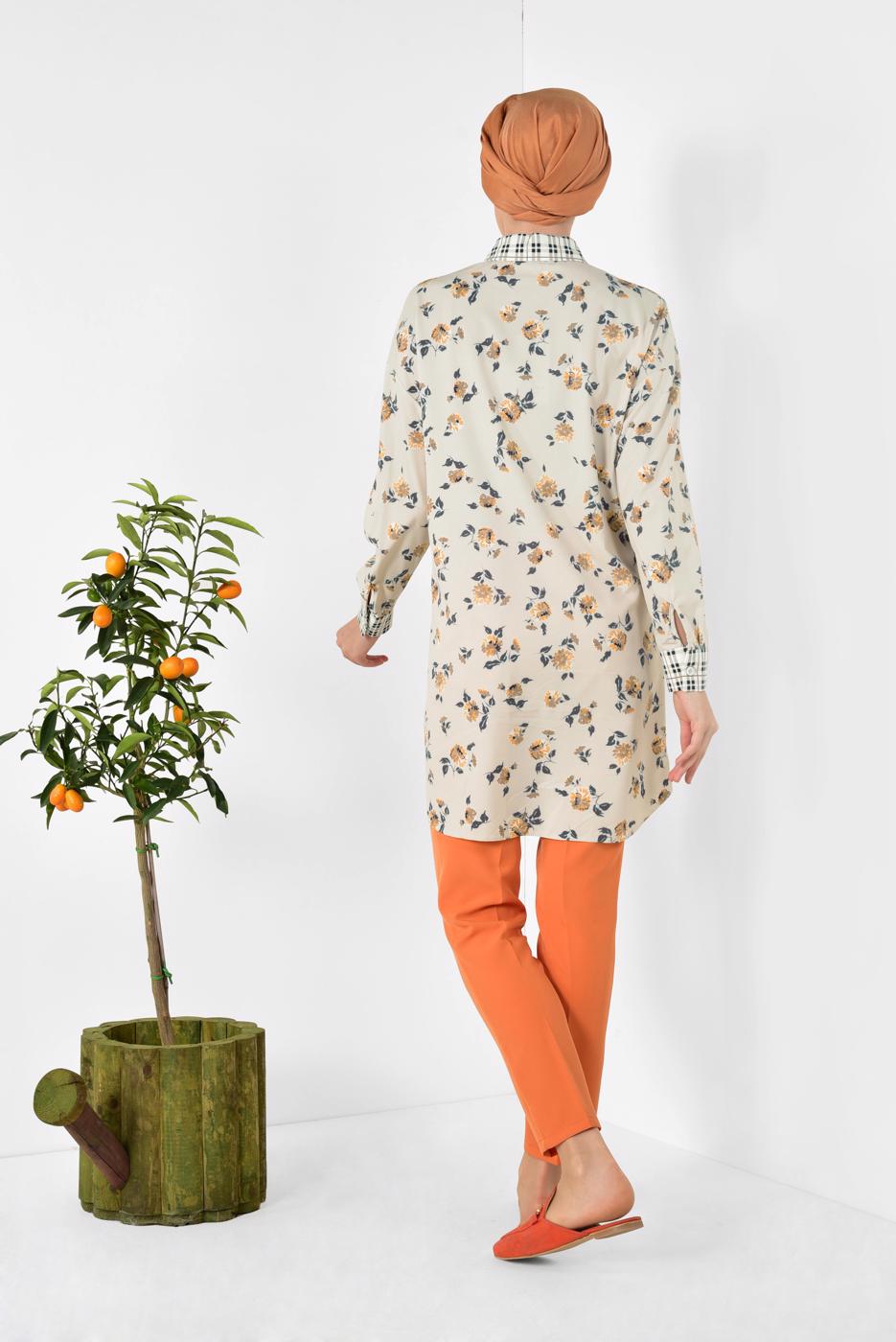 Tesettür giyim BEJ ALVİNA YAKASI VE MANŞETLERİ EKOSELİ TUNİK 4909 