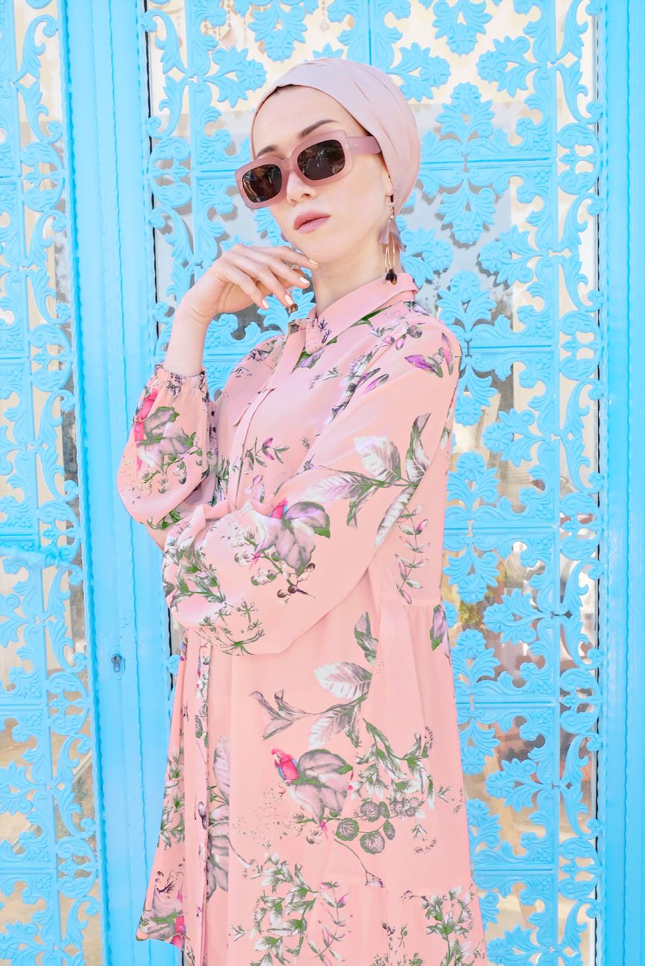 Tesettür giyim PUDRA ALVİNA ARKASI BÜZGÜLÜ TUNİK 4910