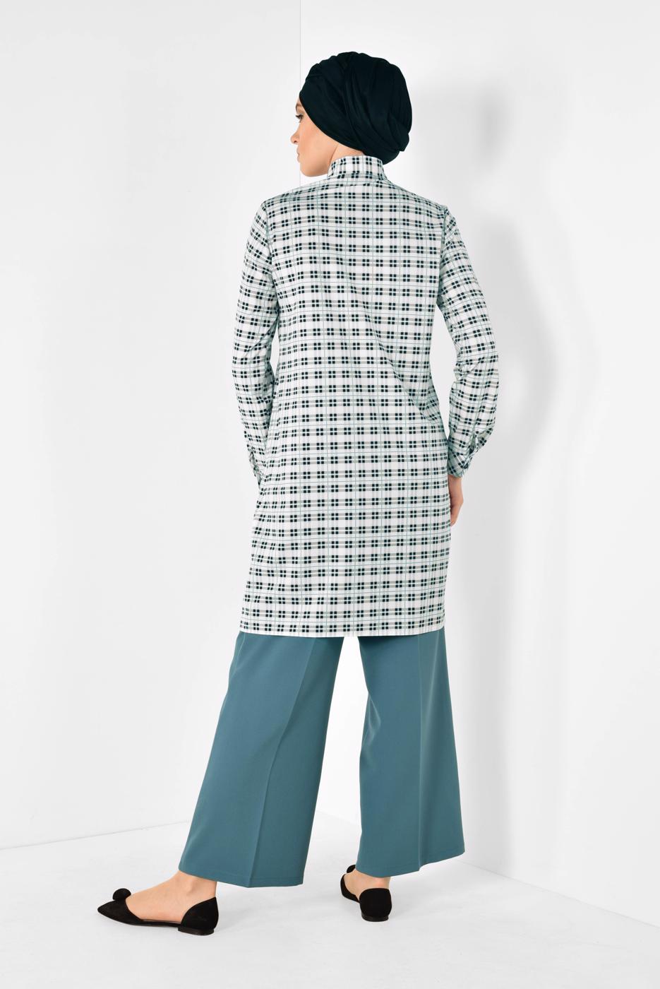 Tesettür giyim BEJ ALVİNA YAKASI BAĞCIKLI EKOSE DESENLİ TUNİK 4912 