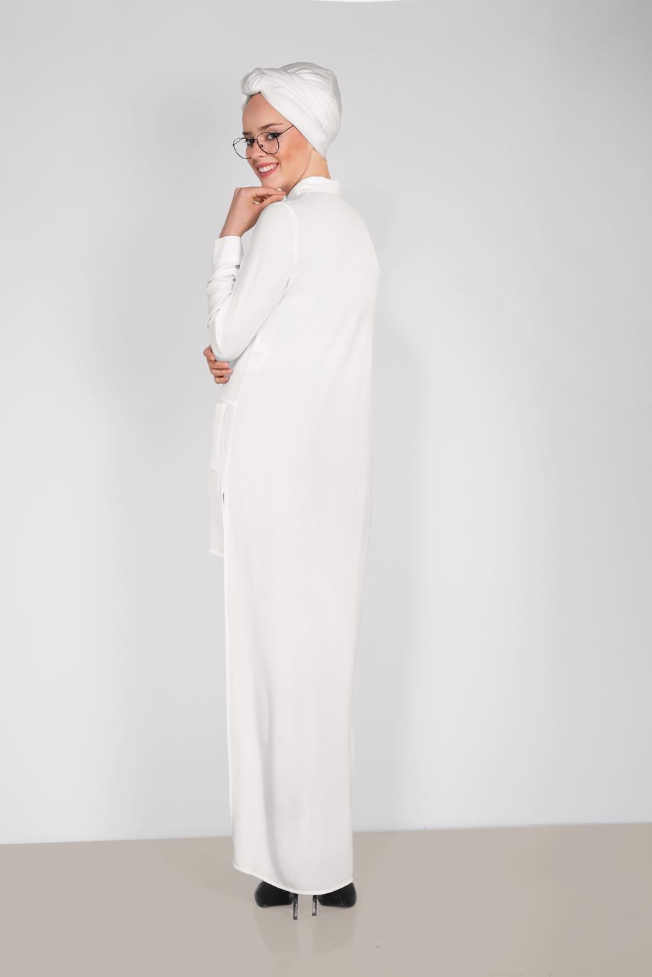 Tesettür giyim KREM ARKASI UZUN YAKA AKSESUAR DETAYLI TUNİK 4925