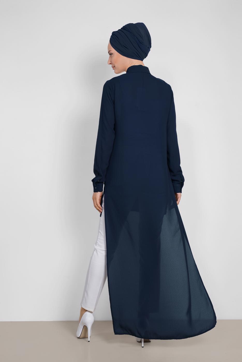 Tesettür giyim LACİVERT ARKASI UZUN YAKA AKSESUAR DETAYLI TUNİK 4925