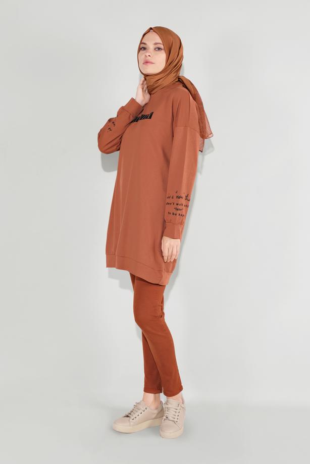 Vêtements hijab BRUN SWEAT À CAPUCHE IMPRIMÉE 5136 - TRENDTESETTÜR