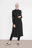 Tesettür giyim SİYAH PAMUKLU GİZLİ DÜĞMELİ SİVRİ YAKA TUNİK 8466 