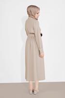 Tesettür giyim BEJ PAMUKLU GİZLİ DÜĞMELİ SİVRİ YAKA TUNİK 8466 
