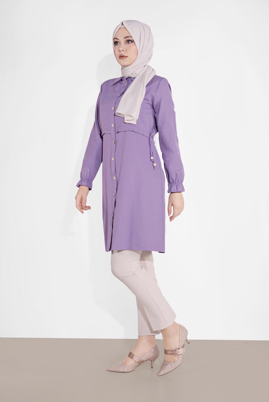 Tesettür giyim MOR BELDEN BÜZGÜLÜ DÜĞMELİ TUNİK 9155