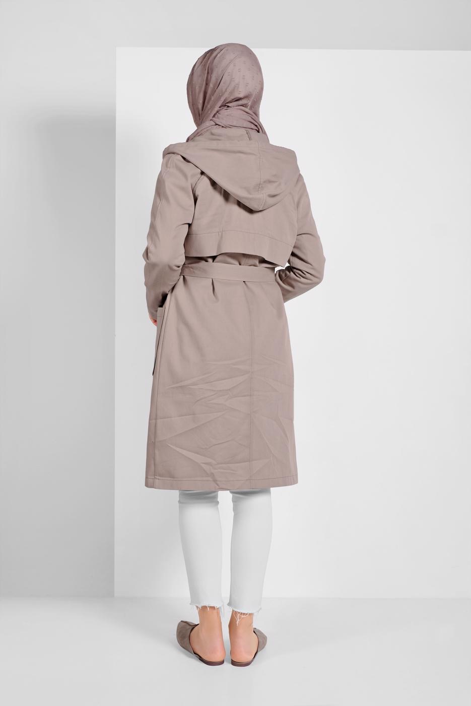 Tesettür giyim BEJ PAMUKLU CEPLİ KAPÜŞONLU TRENÇKOT 58107
