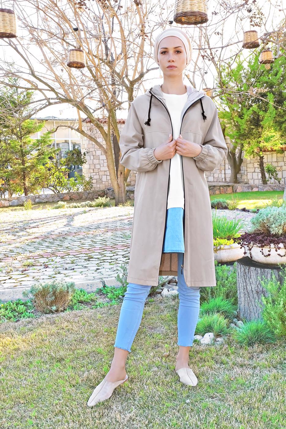 Tesettür giyim BEJ FERMUARLI TRENÇKOT 68107