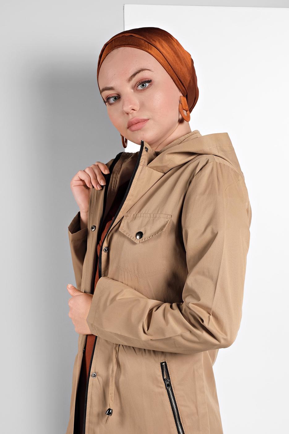 Vêtements hijab BEIGE IMPERMÉABLE EN TAILLE À SMOCKS AVEC CAPUCHE 23