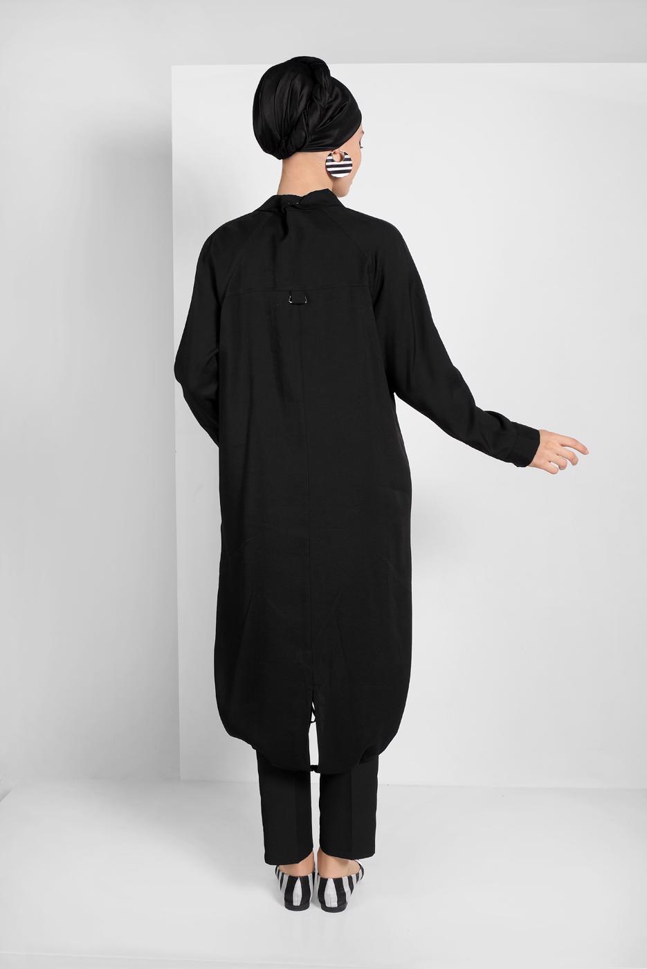 Tesettür giyim SİYAH ETEK UCU LASTİKLİ TRENÇKOT 1403